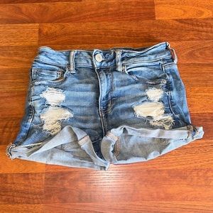 American eagle shorts !